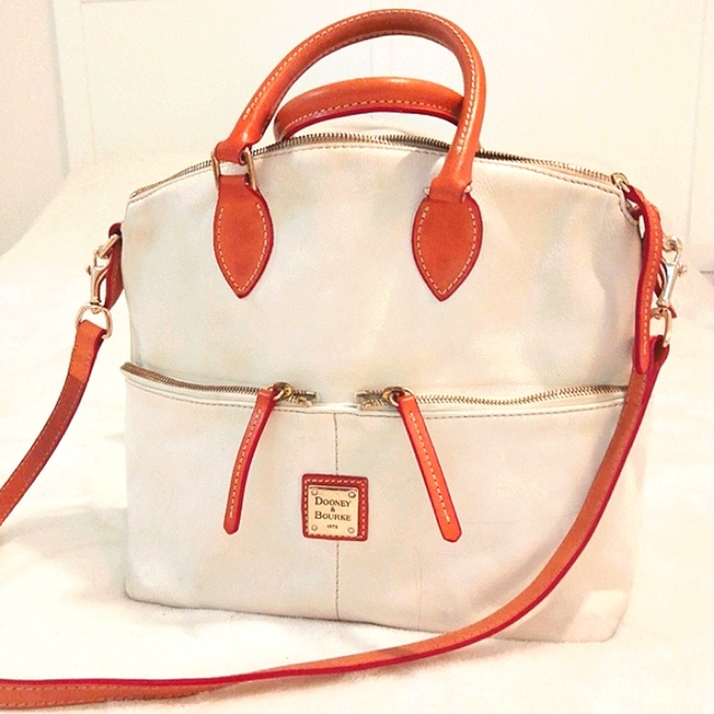 Clearance❤️Dooney & Bourke Bag